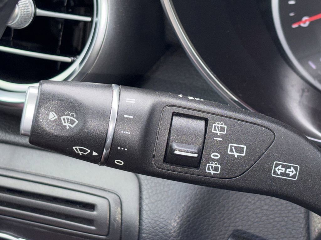 2020 Mercedes-Benz GLC 300