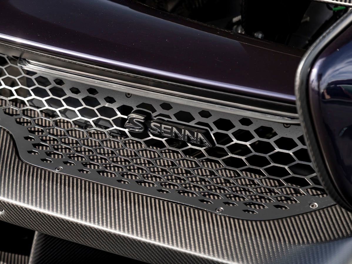 Used 2019 McLaren Senna photo 12