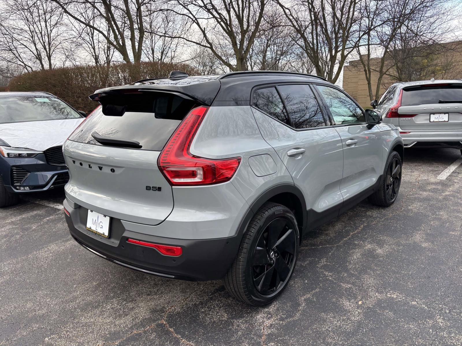 2026 Volvo Xc40 B5 Ultra