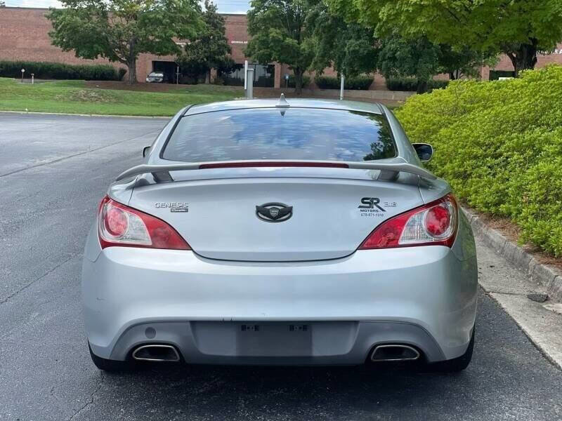 2012 Hyundai Genesis 3.8