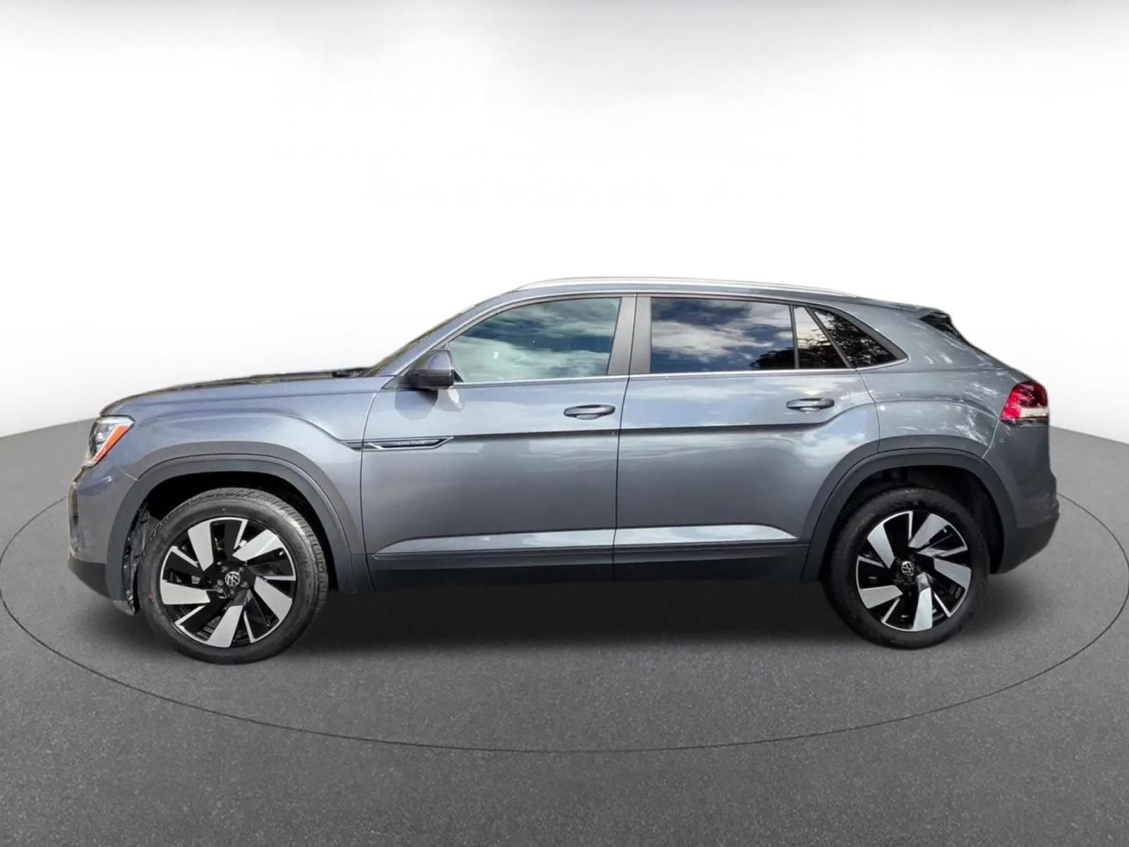 2025 Volkswagen Atlas Cross Sport SE
