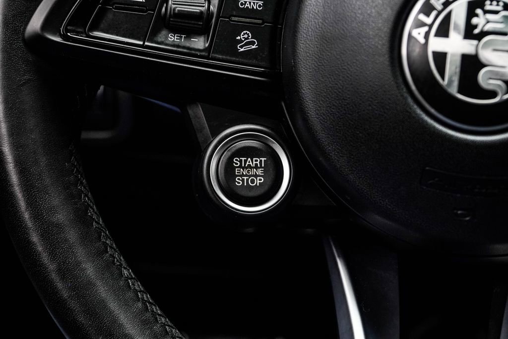 2023 Alfa Romeo Stelvio Veloce