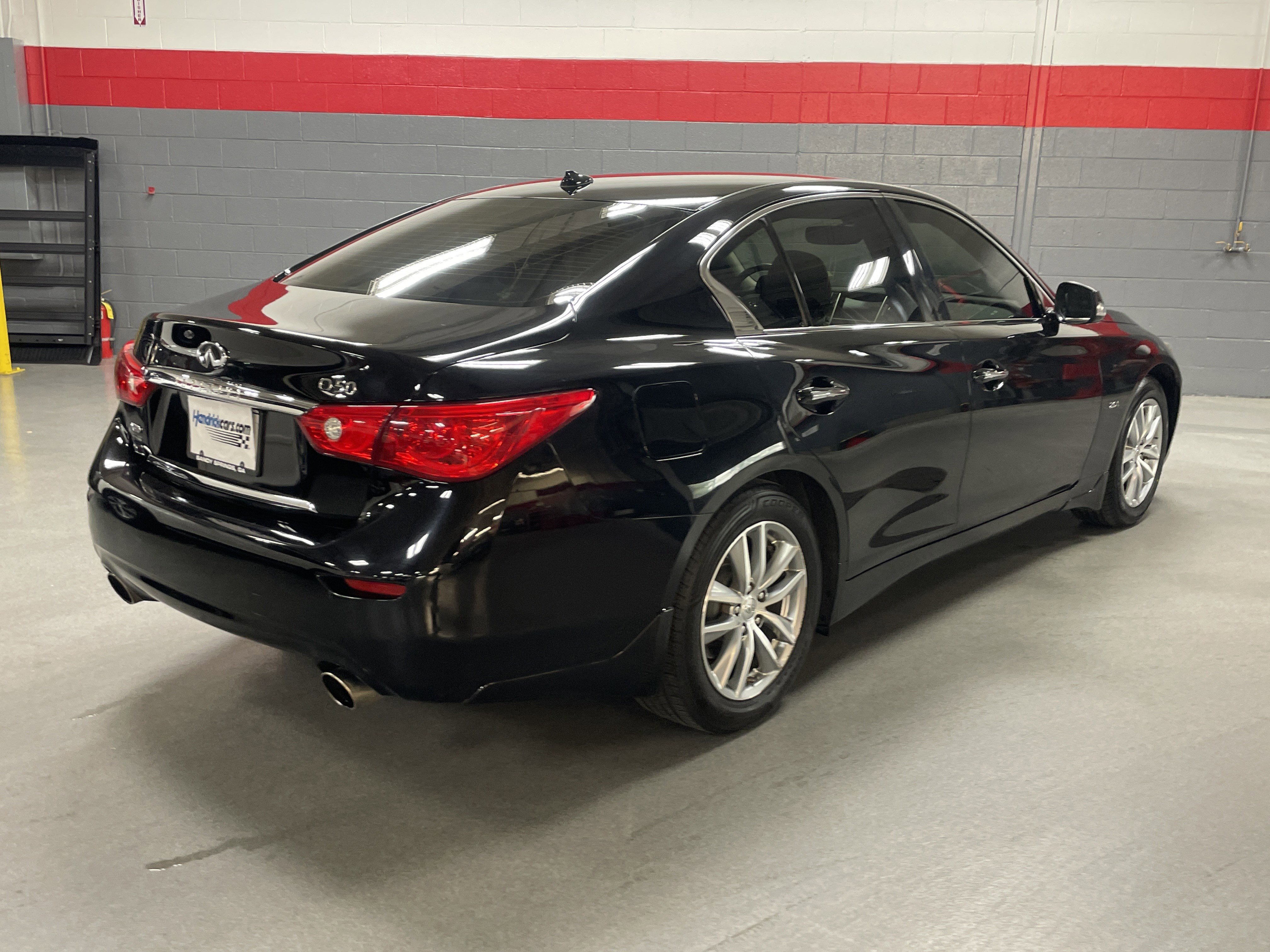 2016 INFINITI Q50 Premium