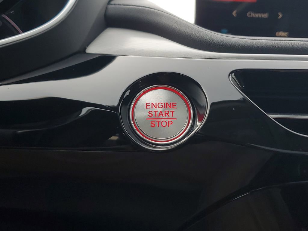 2023 Acura MDX FWD w/ Technology Package