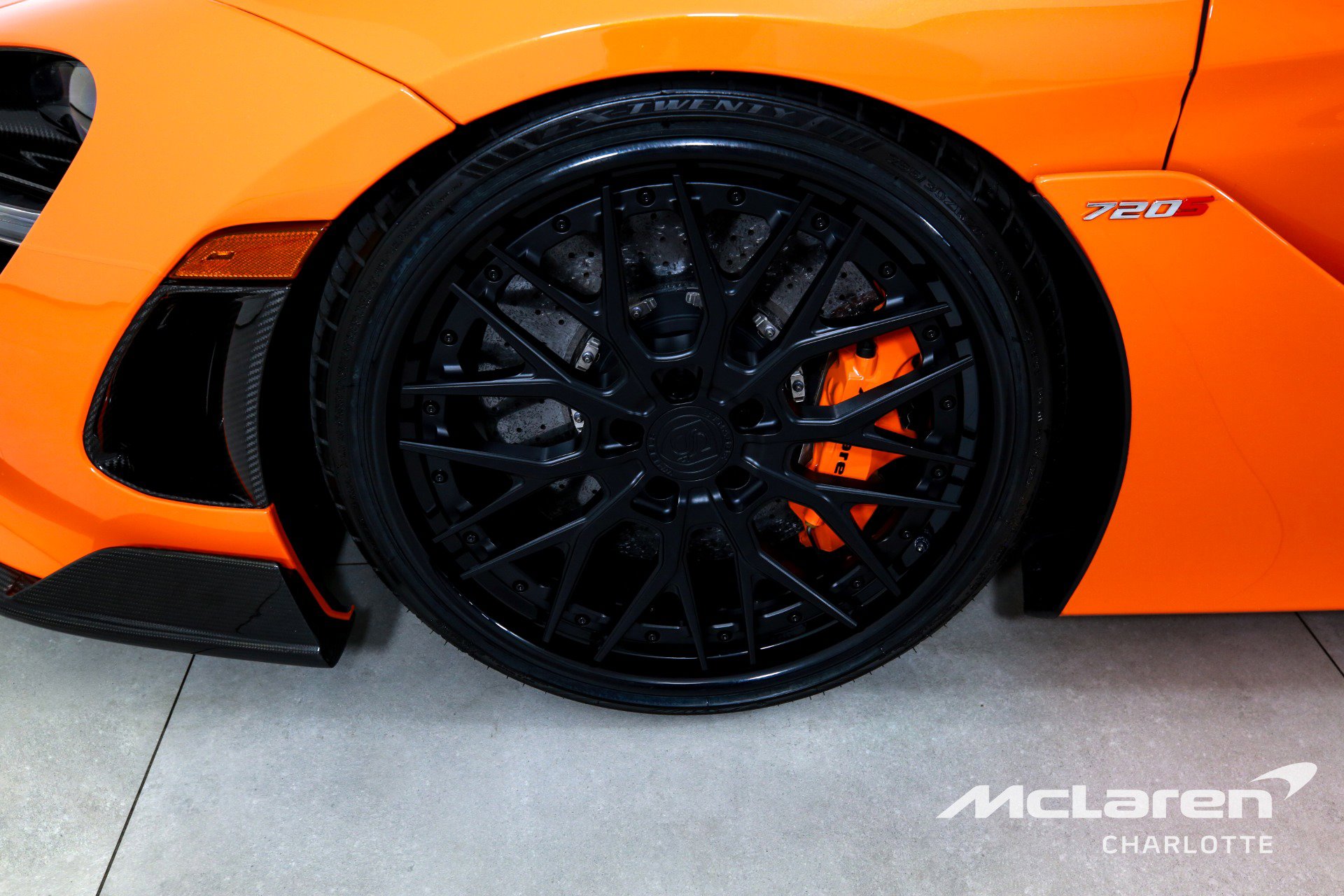 Used 2020 McLaren 720S Performance photo 26