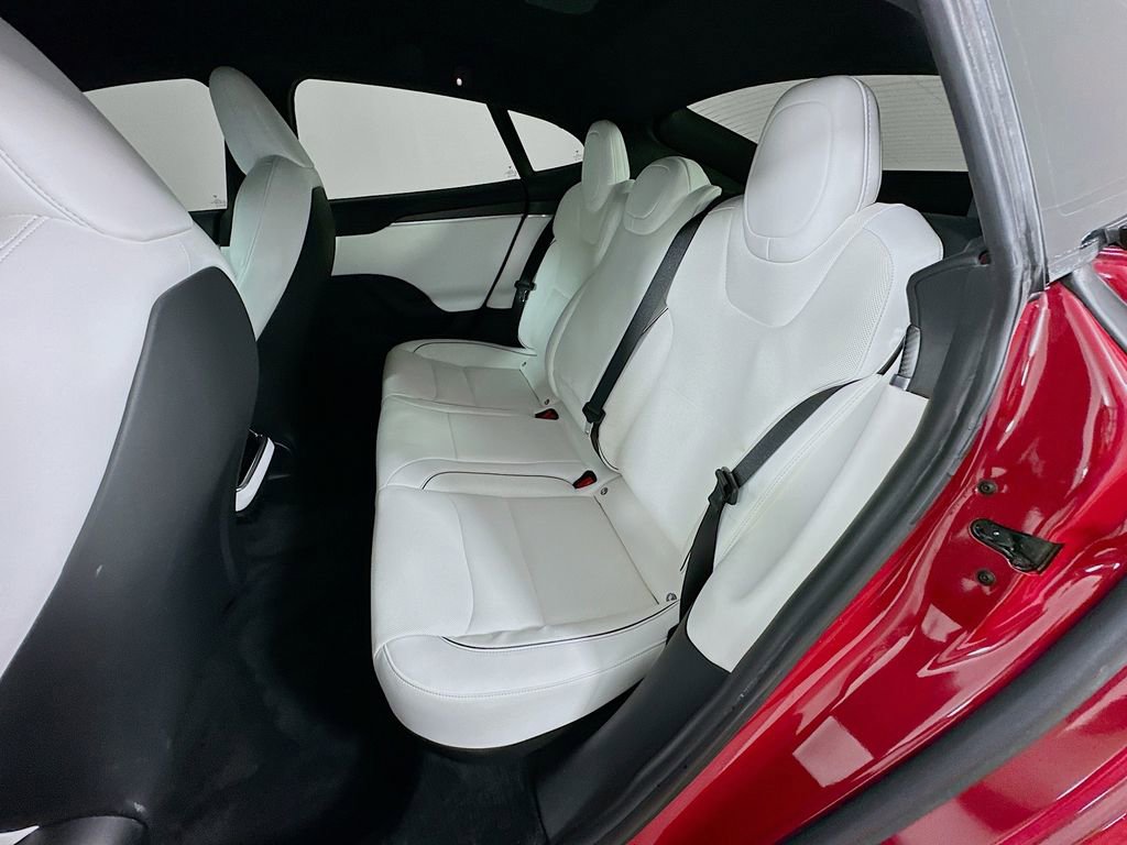 2022 Tesla Model S Plaid