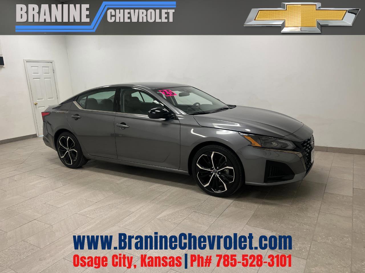 Used 2025 Nissan Altima 2.5 SR