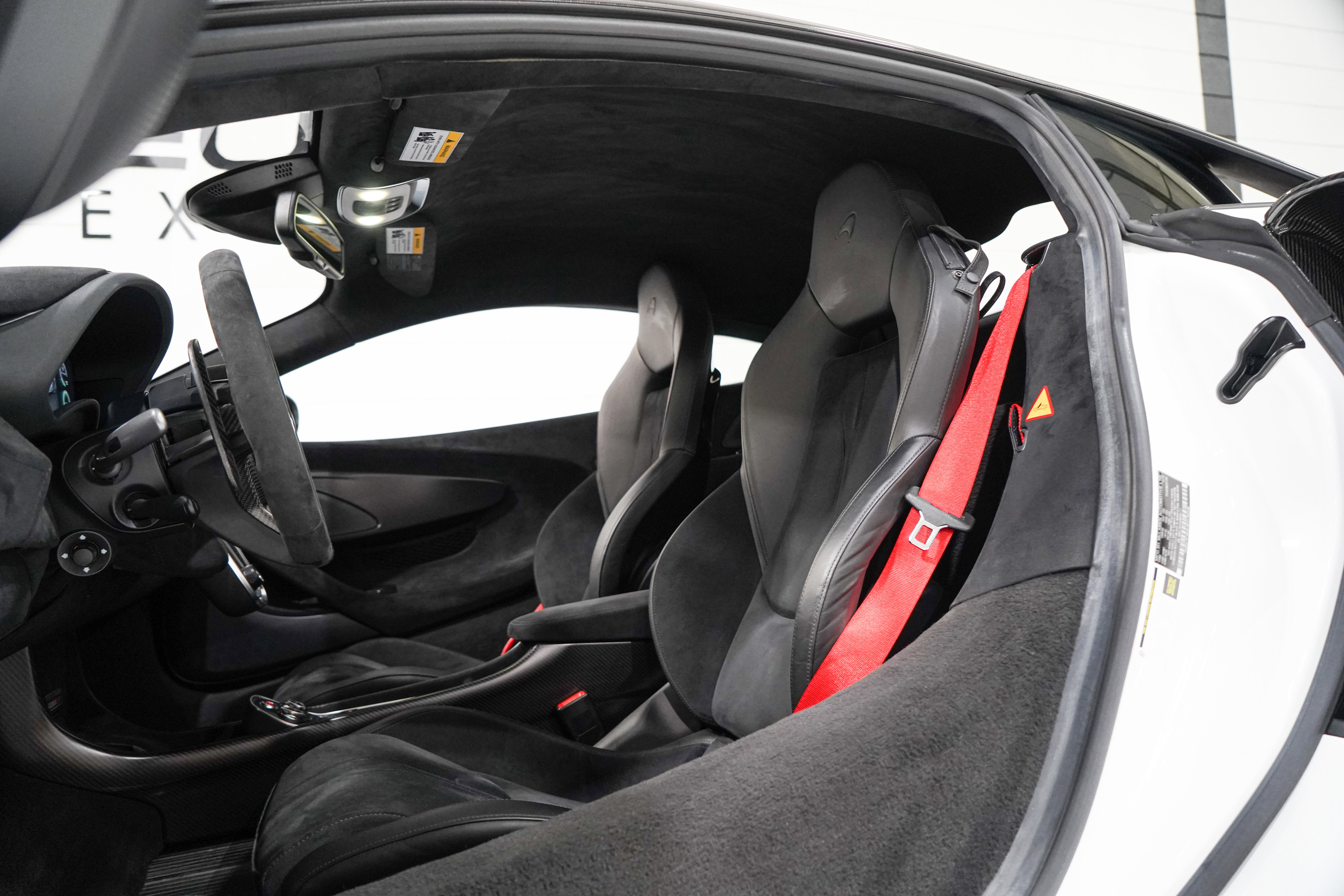 Used 2019 McLaren 600LT photo 9