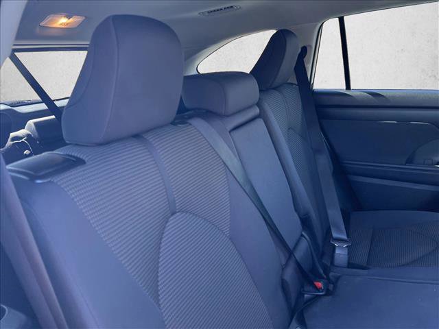 2025 Toyota Highlander LE