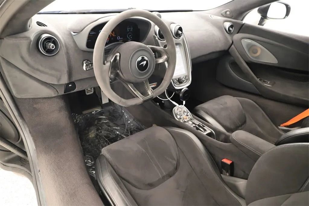 Used 2020 McLaren 600LT Spider photo 16