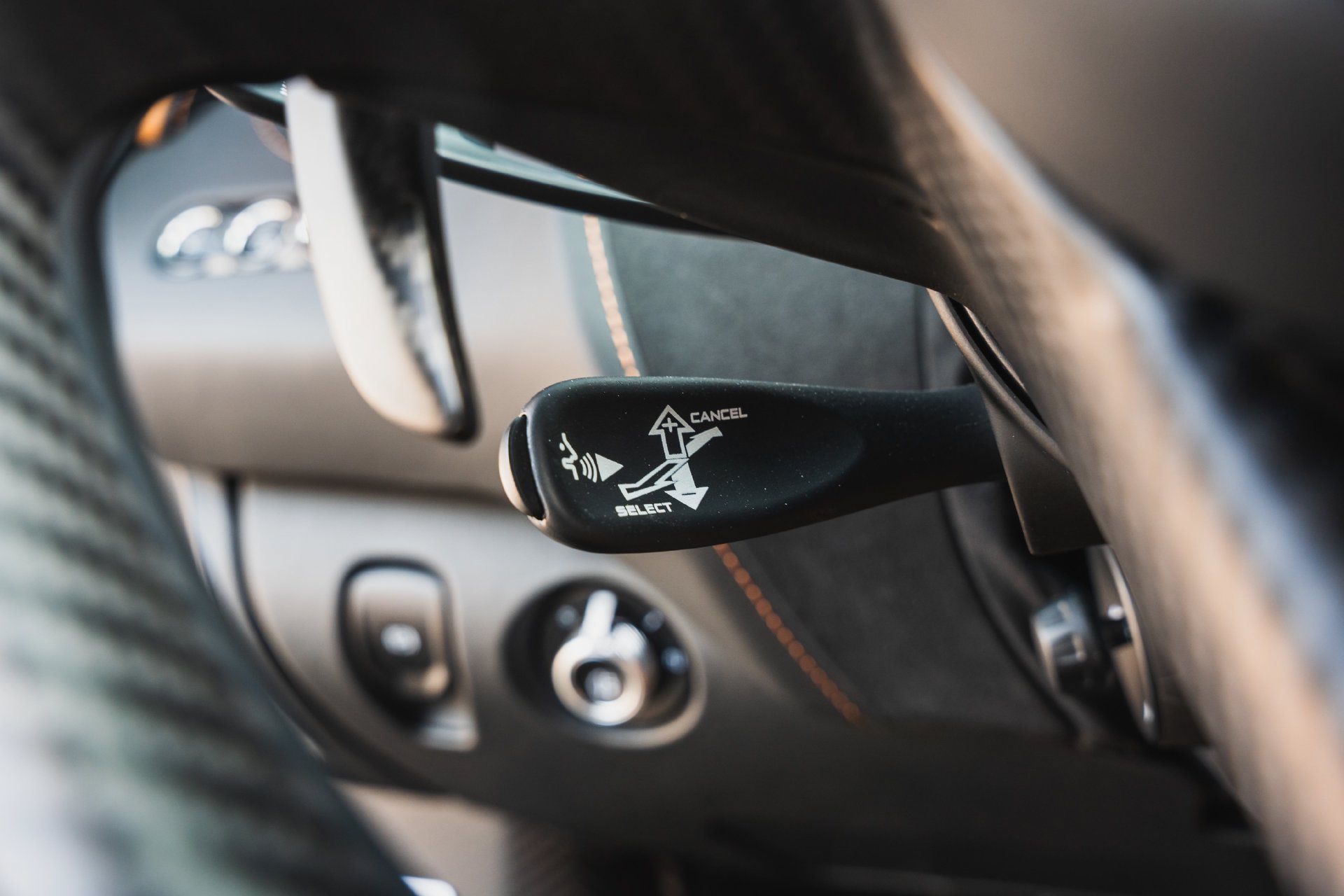 Used 2022 McLaren 765LT photo 46
