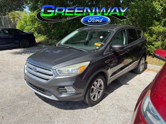 Used 2017 Ford Escape SE
