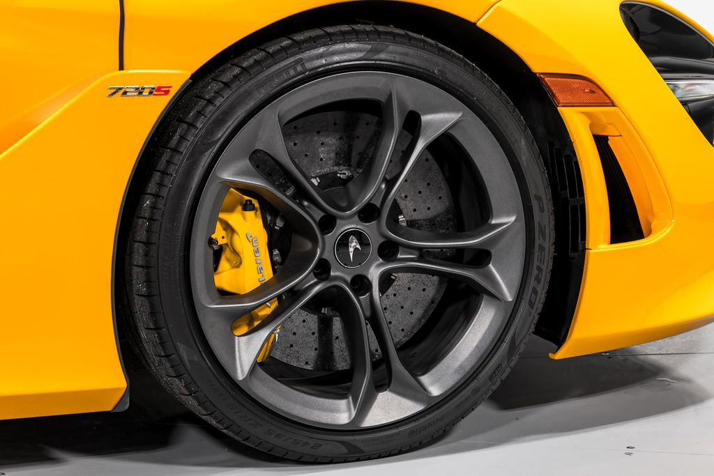 Used 2022 McLaren 720S Spider photo 47