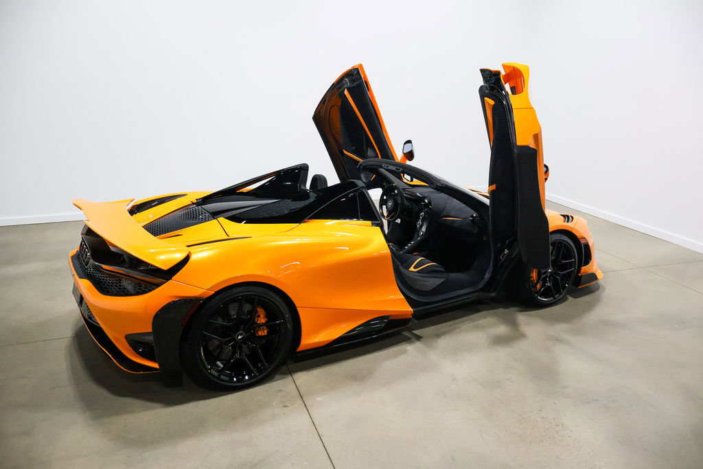Used 2022 McLaren 765LT photo 62