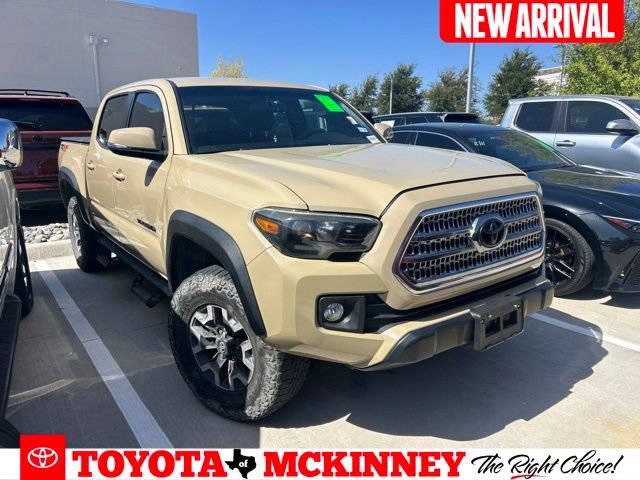 Used 2017 Toyota Tacoma TRD Off-Road w/ Tow Package (A/T)