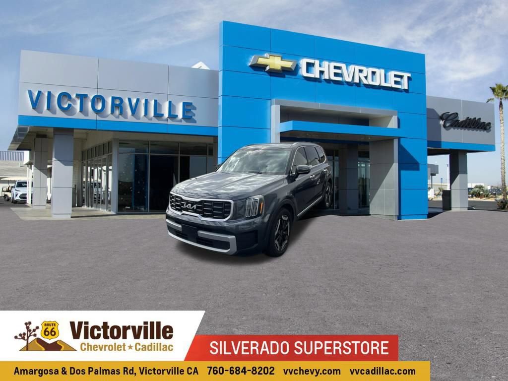 Used 2024 Kia Telluride S w/ S Sunroof Package
