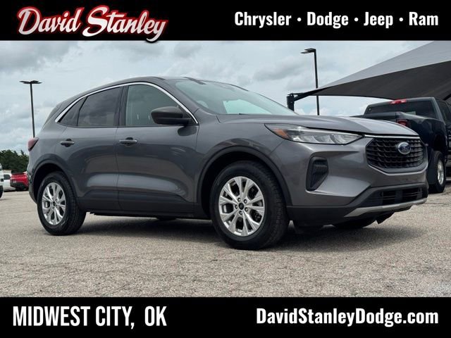 Used 2024 Ford Escape Active w/ Cold Weather Package