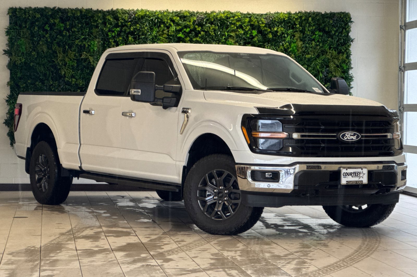 2024 Ford F150 XLT