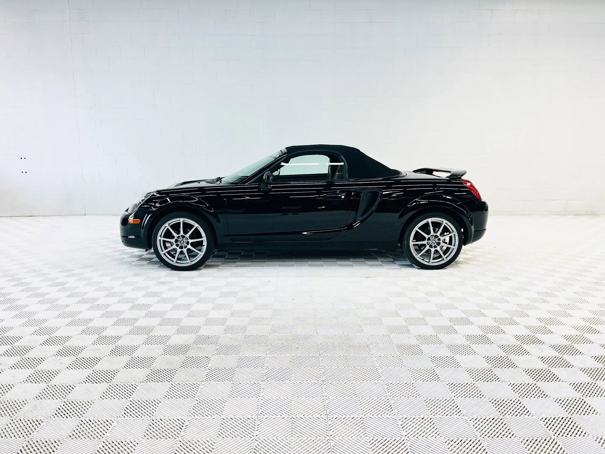 Used 2002 Toyota MR2