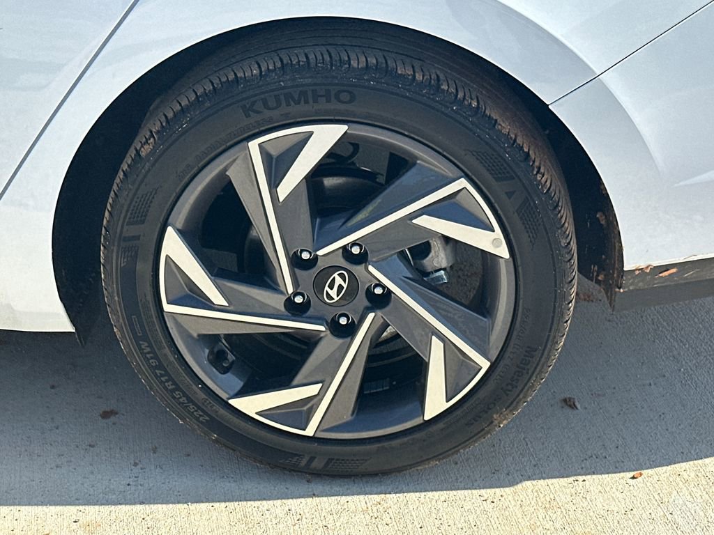 2025 Hyundai Elantra Sport