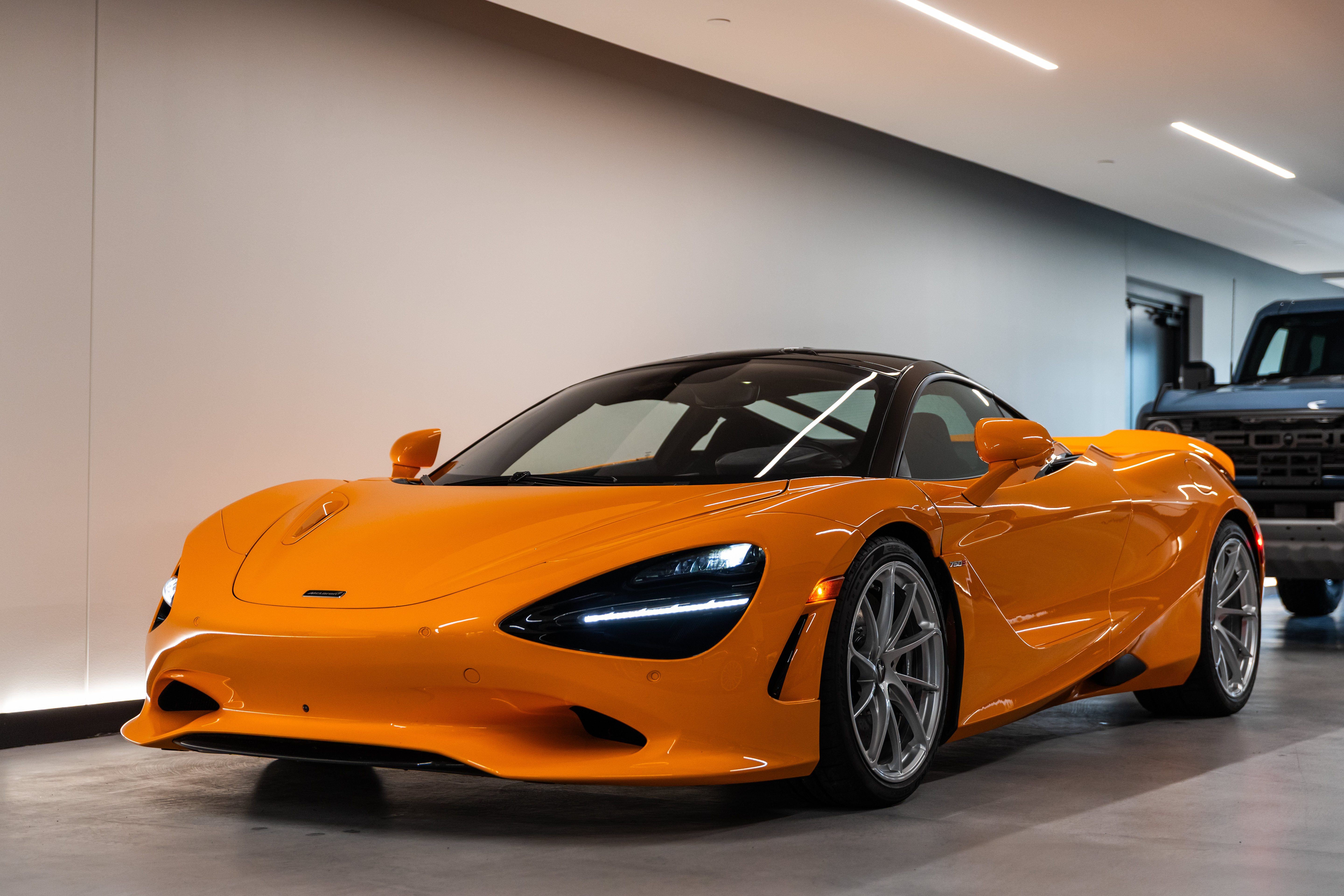 New 2025 McLaren 750S photo 20