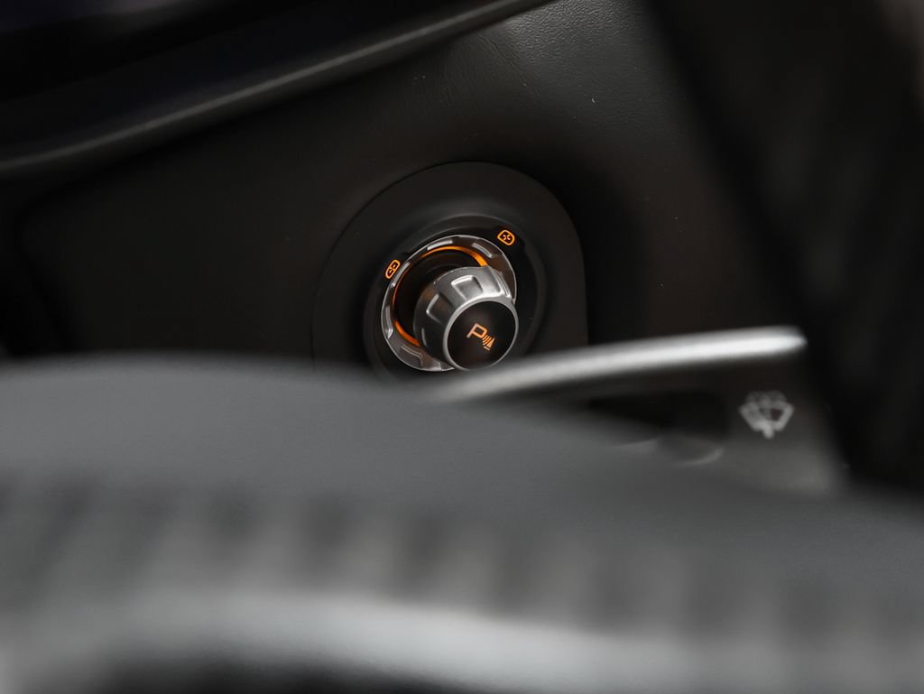 Used 2016 McLaren 675LT Spider photo 56