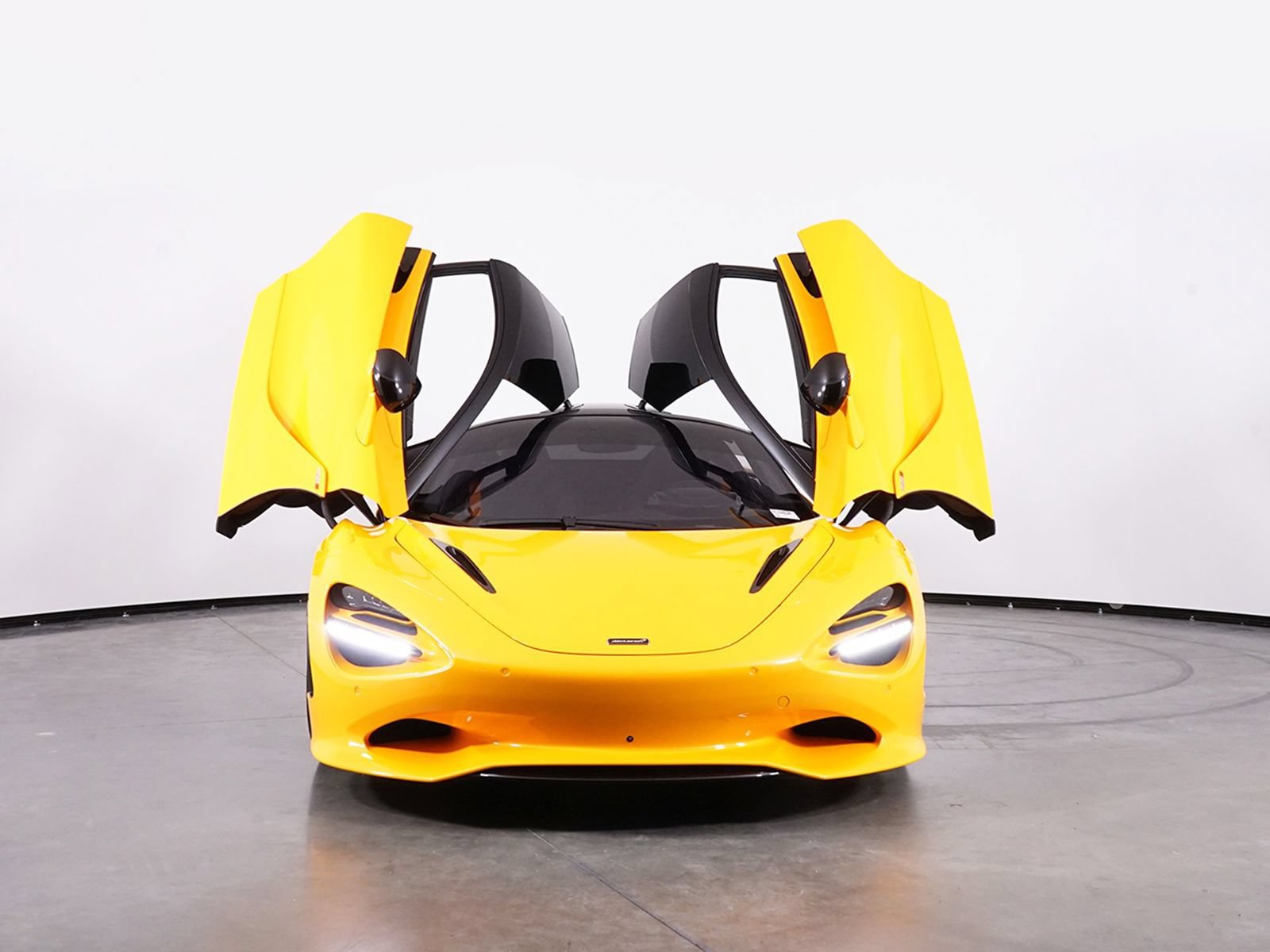 Used 2024 McLaren 750S photo 21