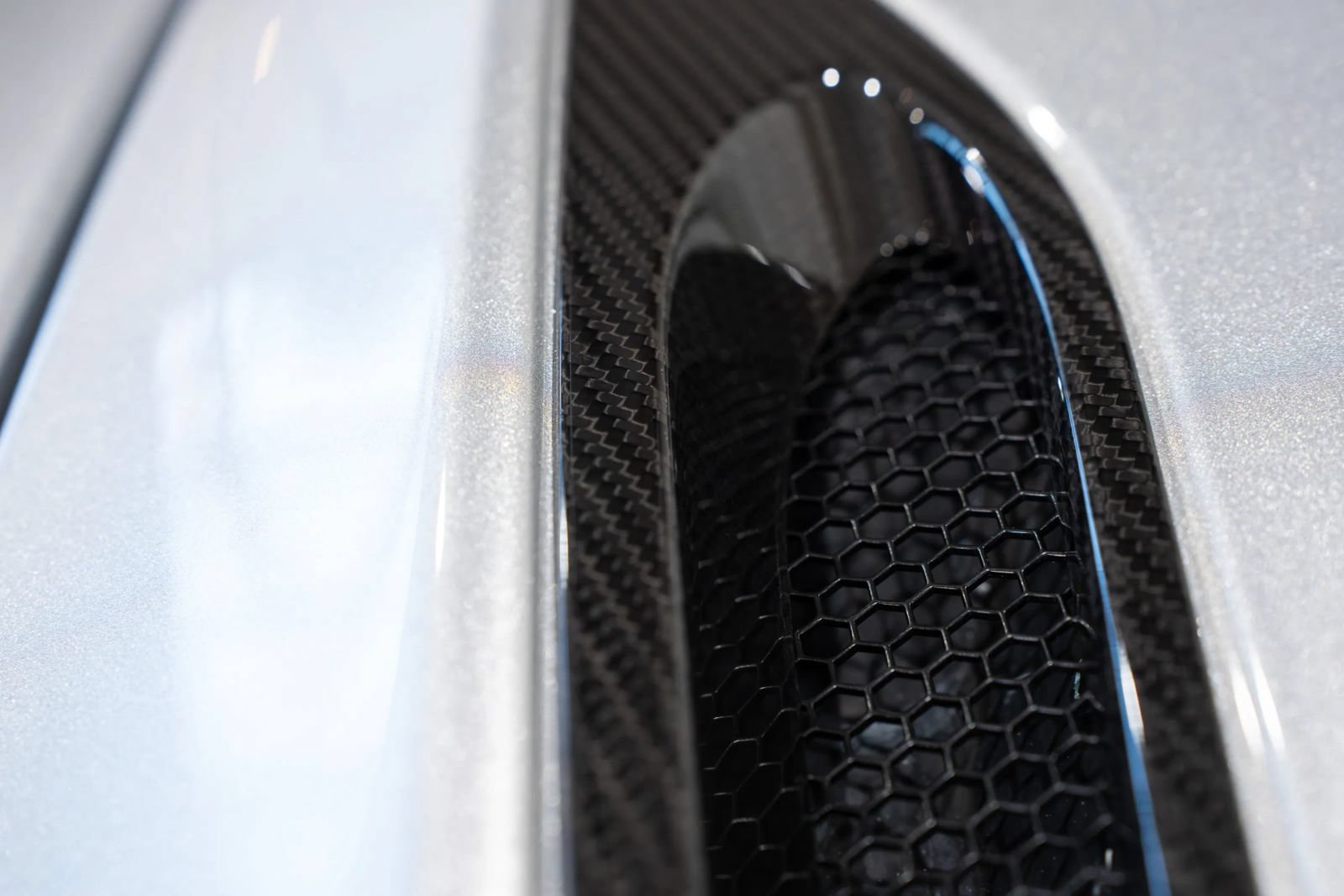 Used 2024 McLaren 750S Spider photo 24