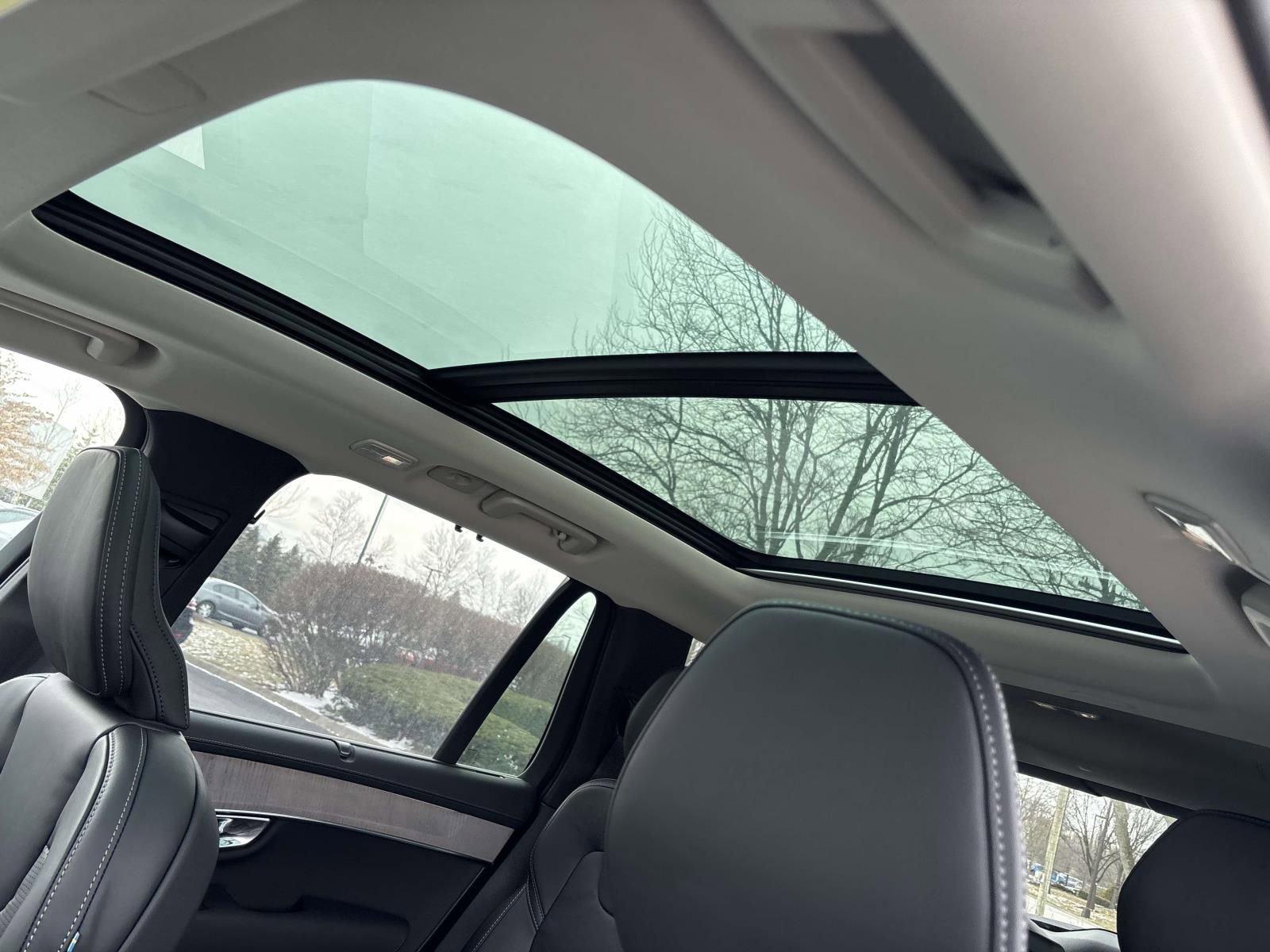 2026 Volvo Xc90 B6 Ultra