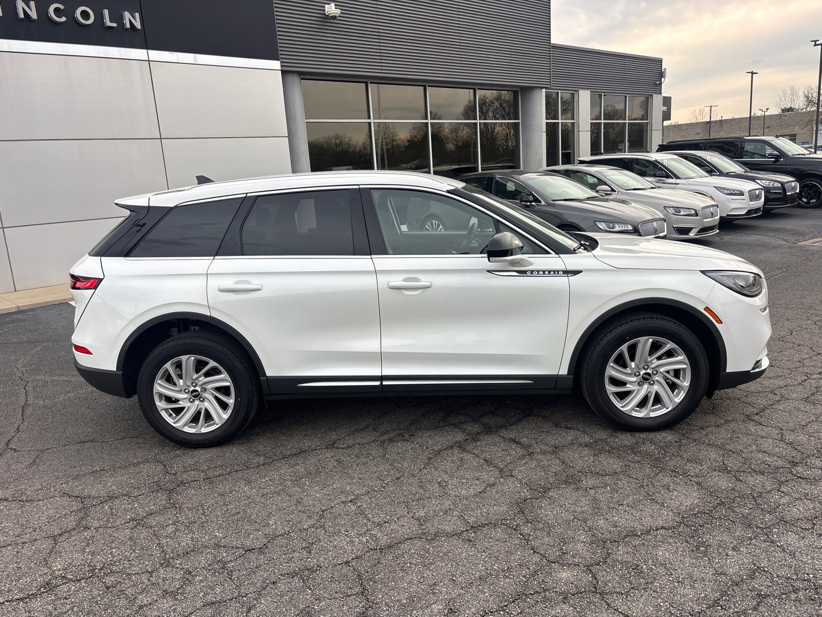 2022 Lincoln Corsair FWD