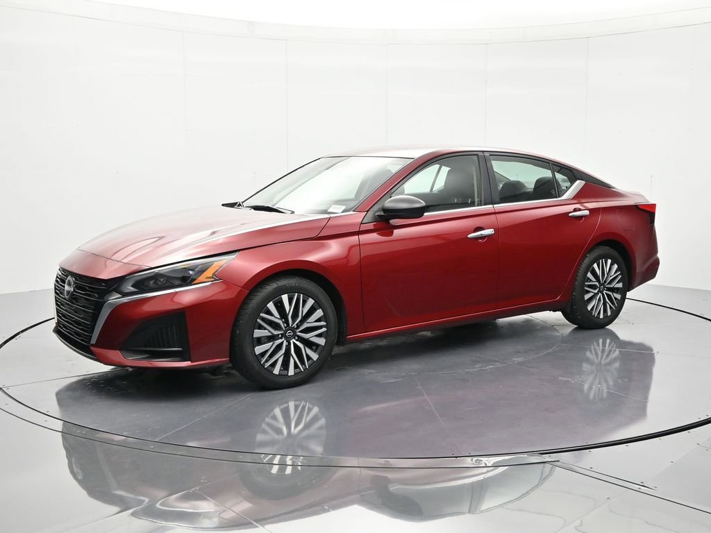 Certified 2024 Nissan Altima 2.5 SV