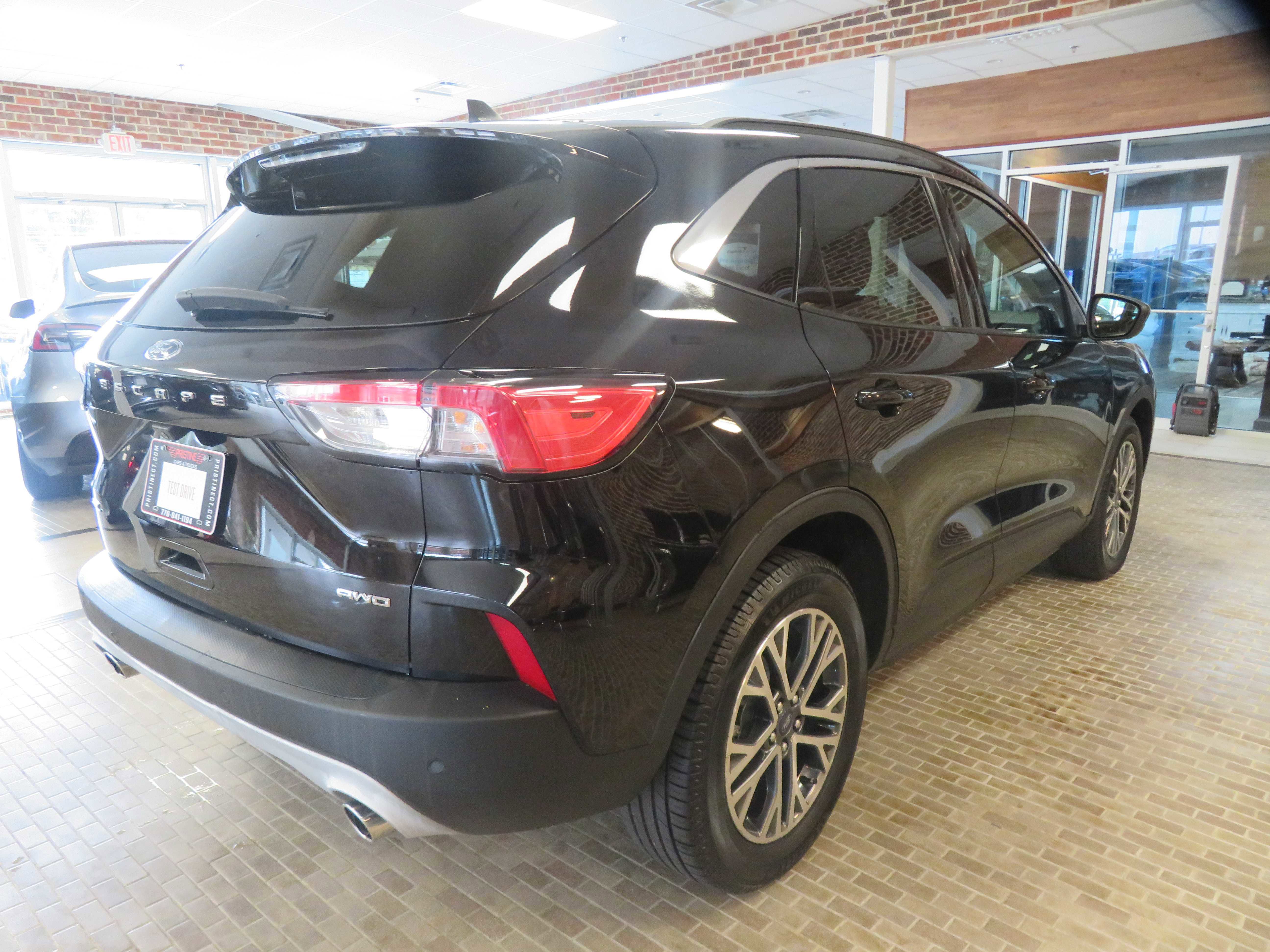 2020 Ford Escape SEL