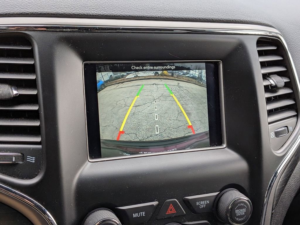 2020 Jeep Grand Cherokee Laredo