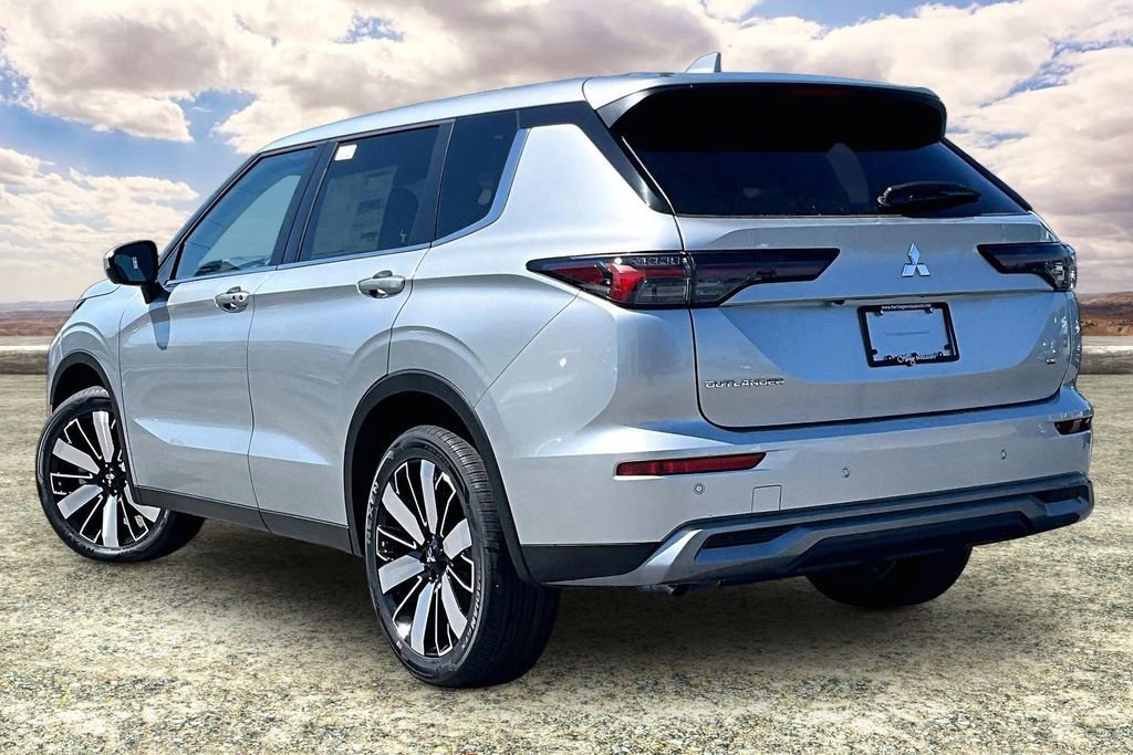 2026 Mitsubishi Outlander FWD