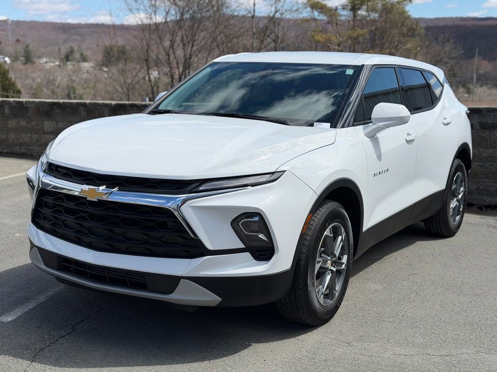 Used 2025 Chevrolet Blazer LT