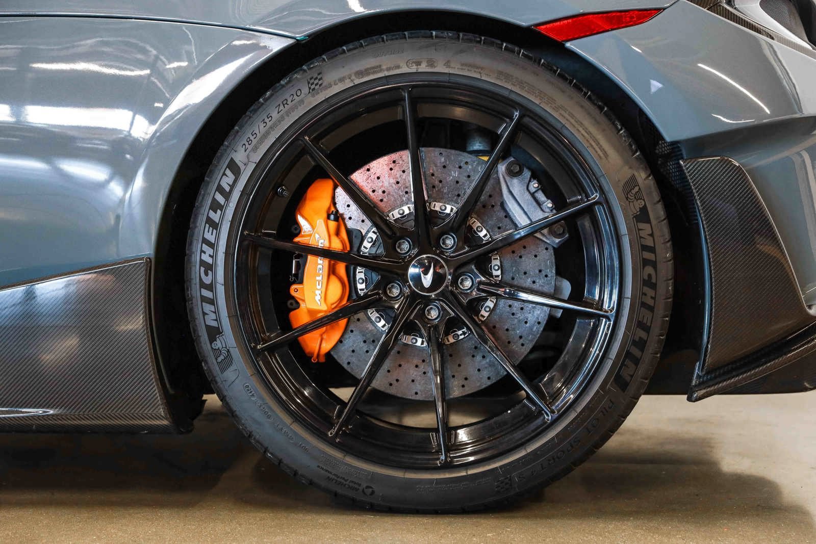 Used 2019 McLaren 600LT photo 23