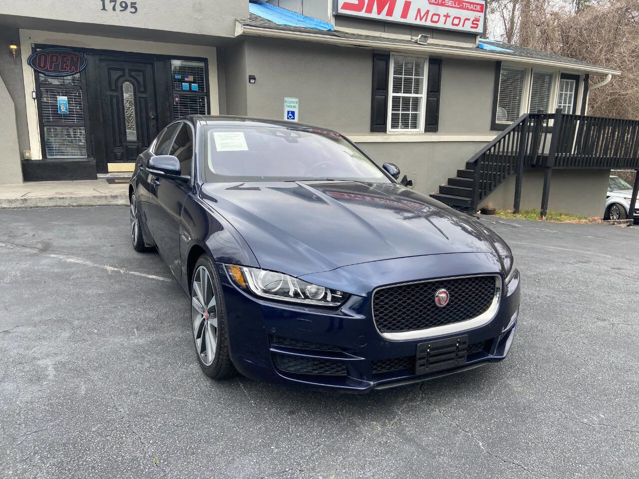 2017 Jaguar XE Prestige
