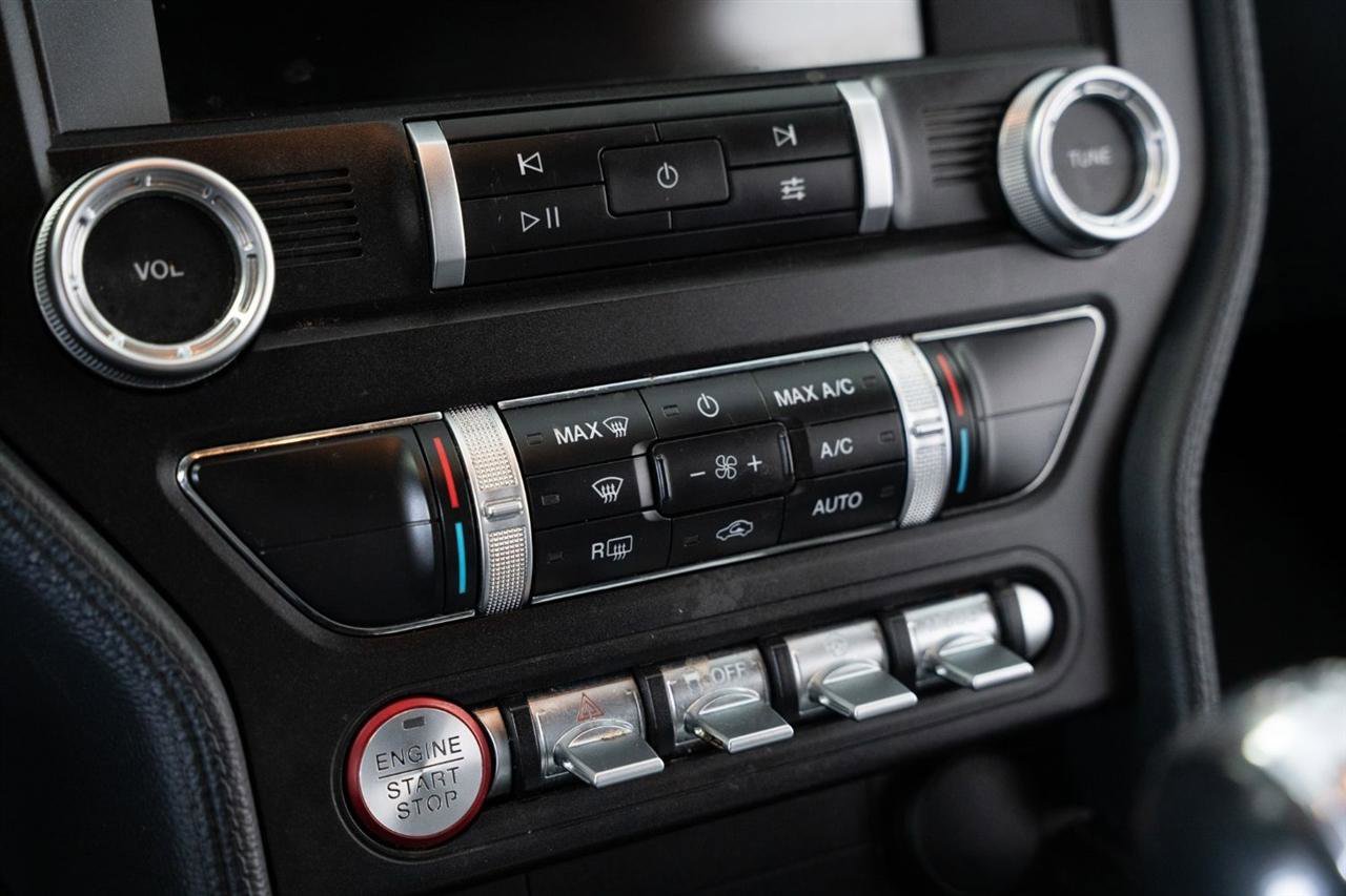 2020 Ford Mustang Coupe