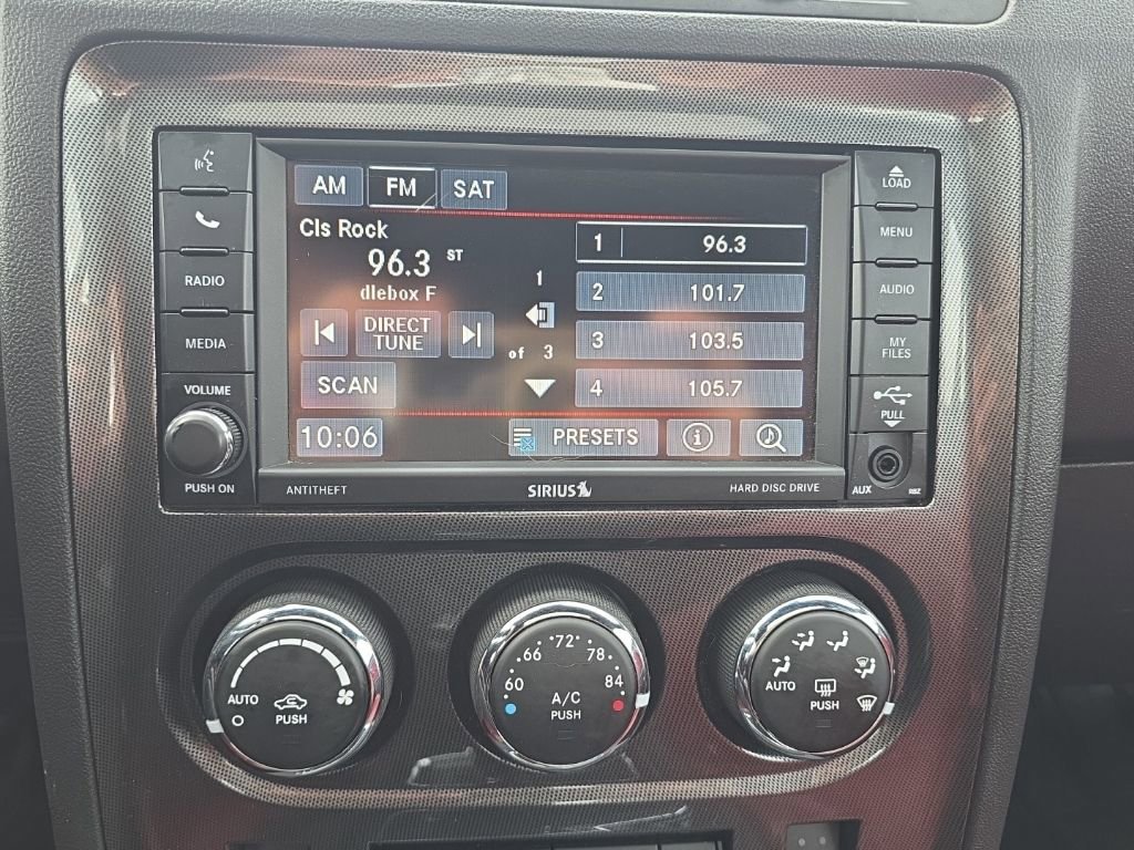 2014 Dodge Challenger SXT Plus