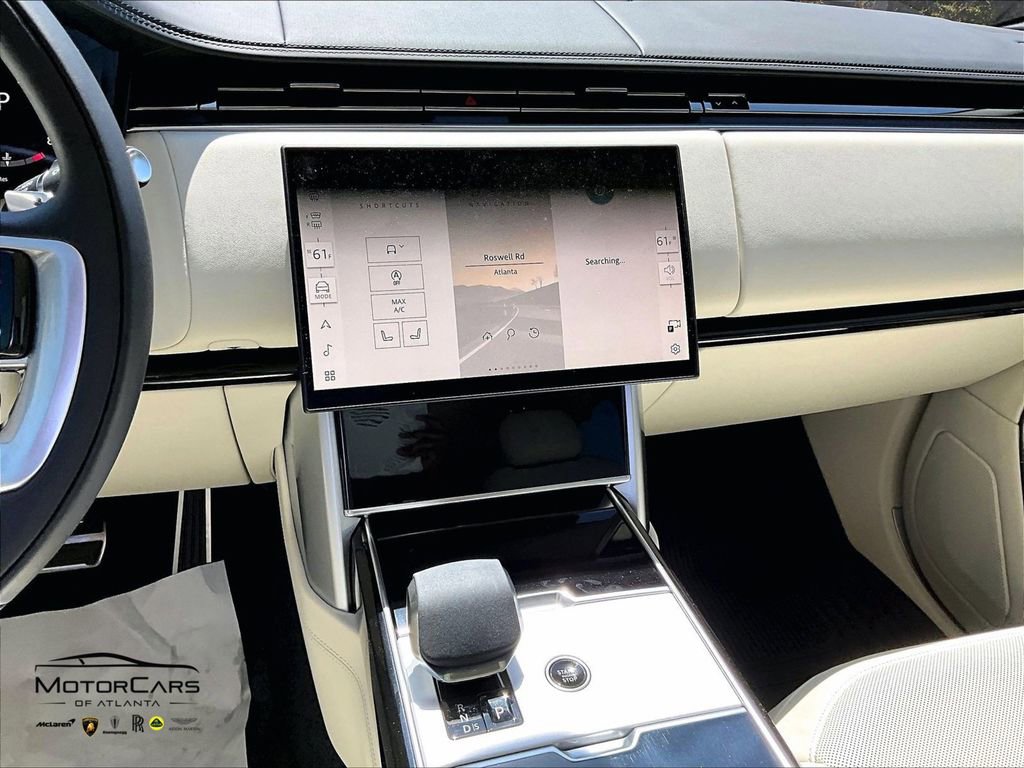 2025 Land Rover Range Rover SE