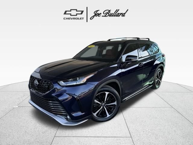 2022 Toyota Highlander XSE