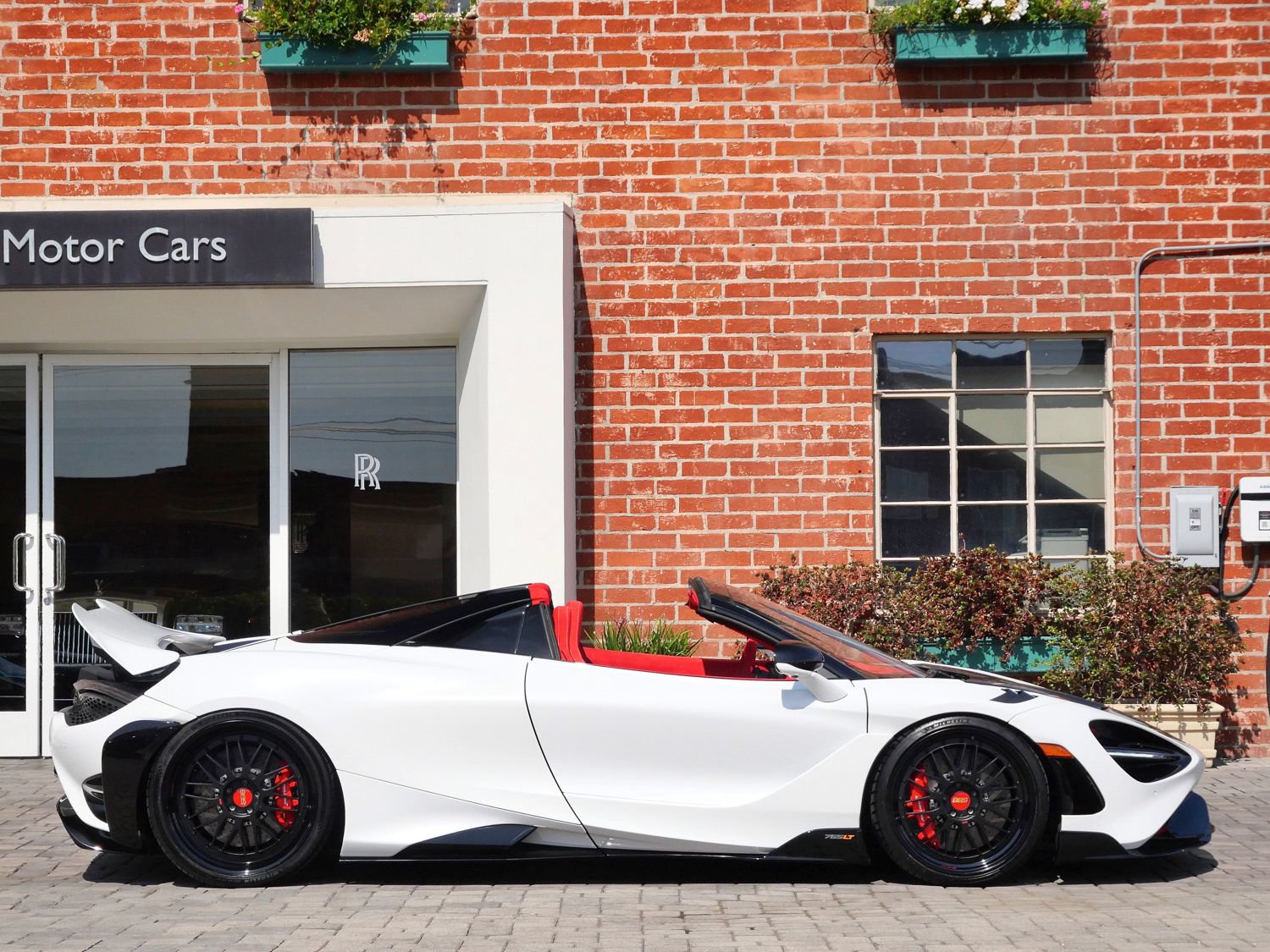 Used 2022 McLaren 765LT 3