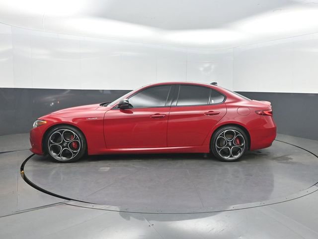 2023 Alfa Romeo Giulia Veloce