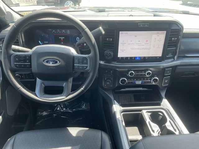 2025 Ford F350 Lariat