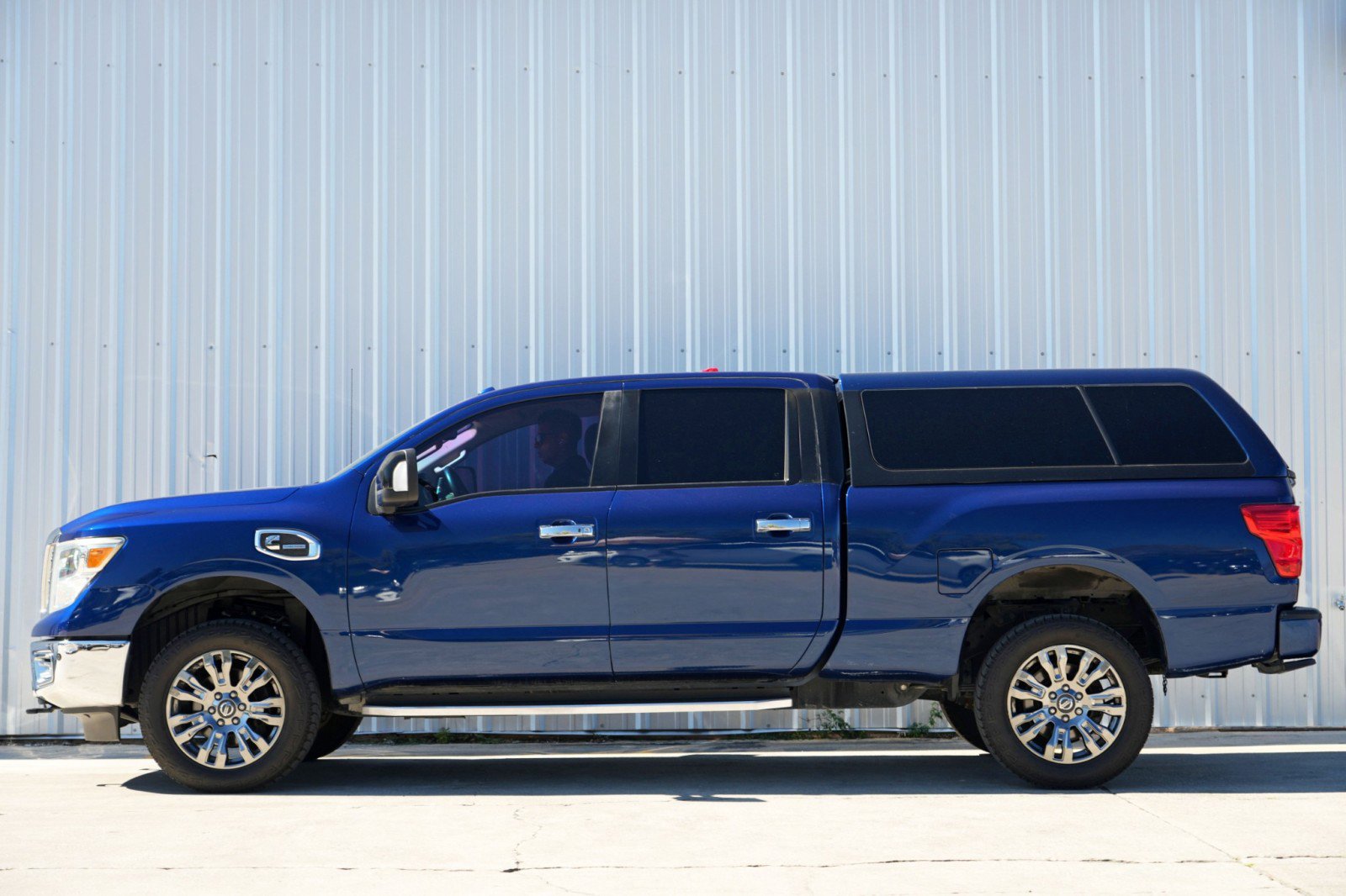 2016 Nissan Titan SL