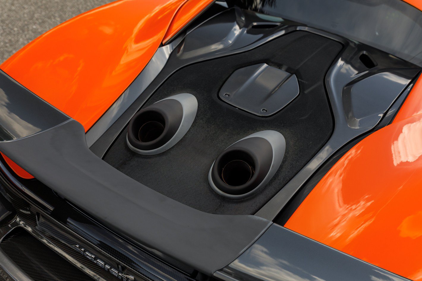 Used 2019 McLaren 600LT photo 18