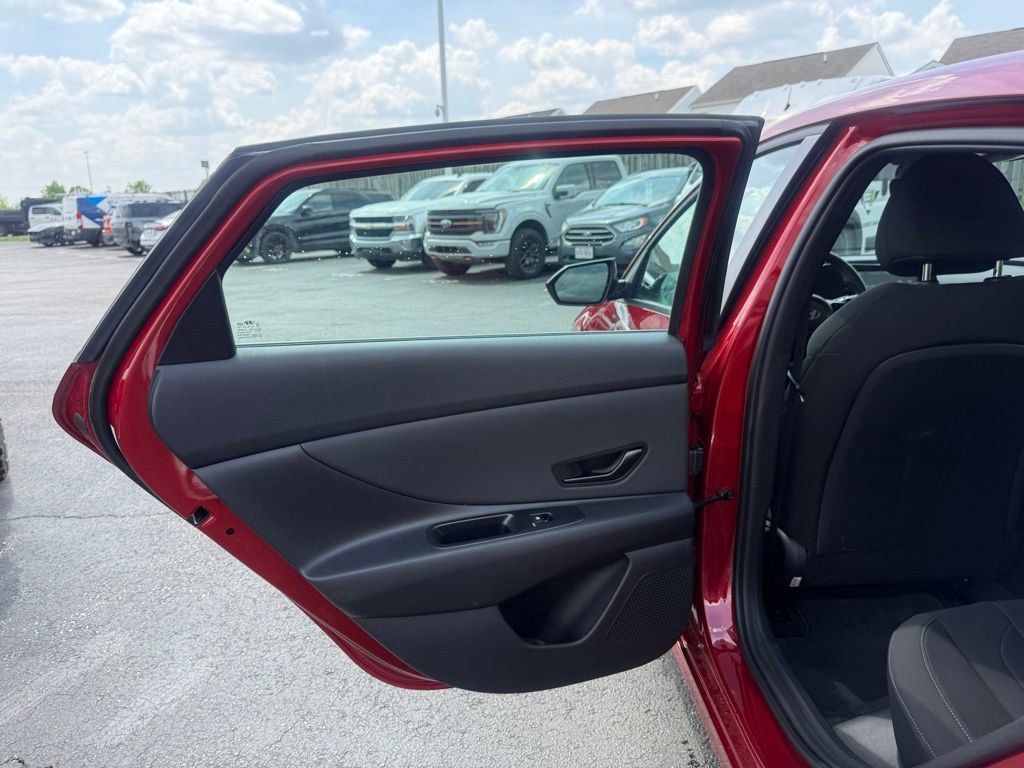 2025 Hyundai Elantra Sport