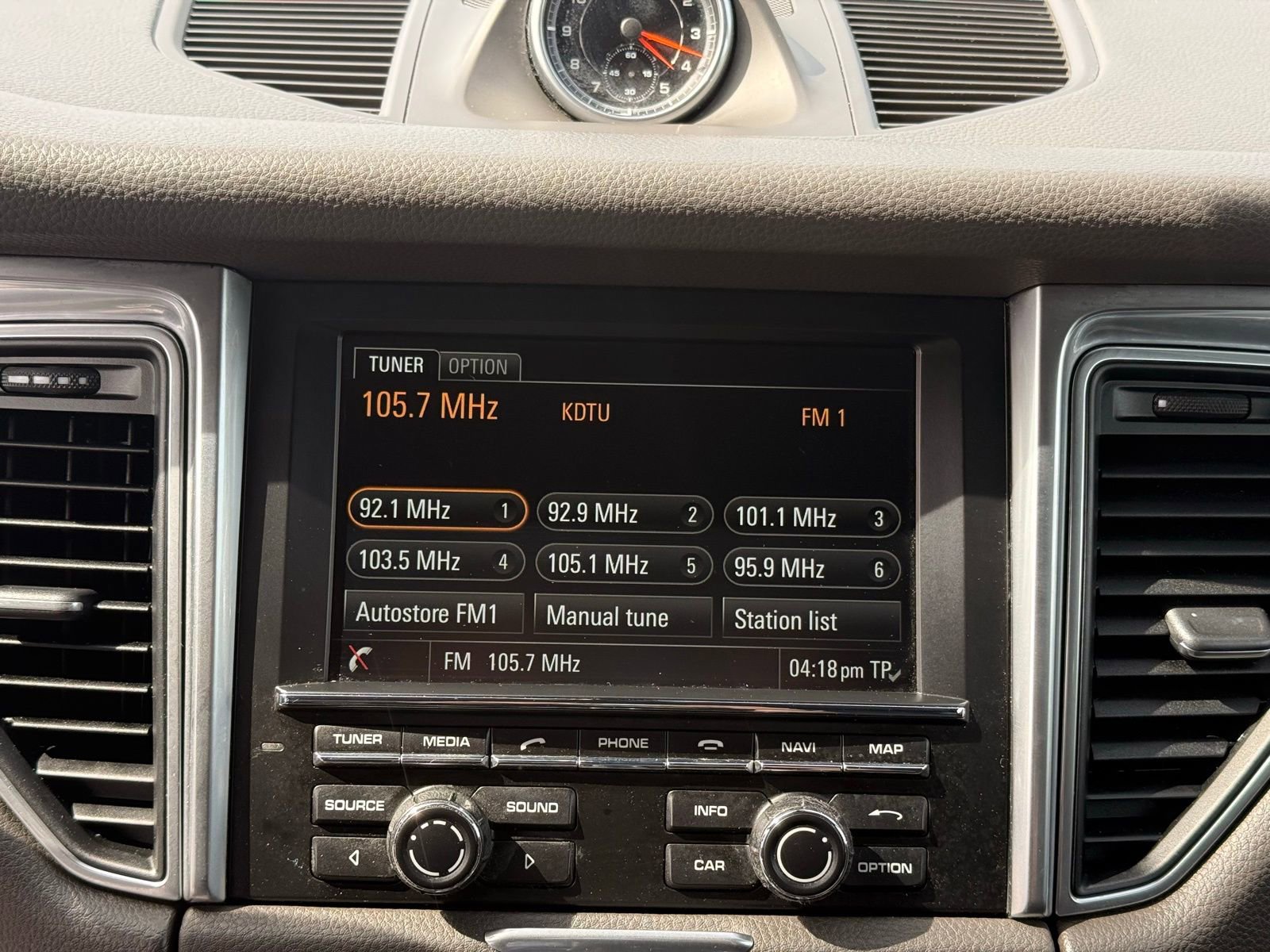 2015 Porsche Macan S