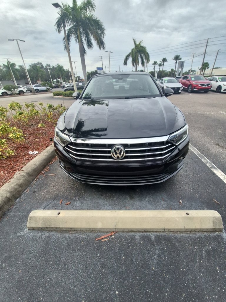 Used 2019 Volkswagen Jetta SEL Premium