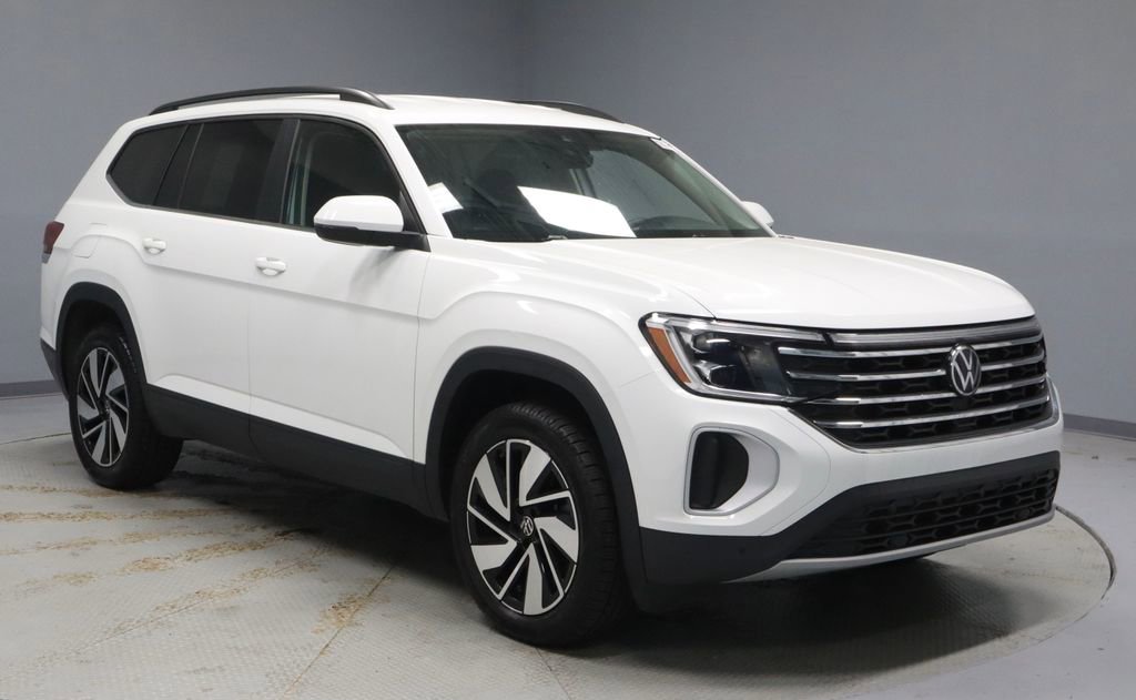 2025 Volkswagen Atlas SE